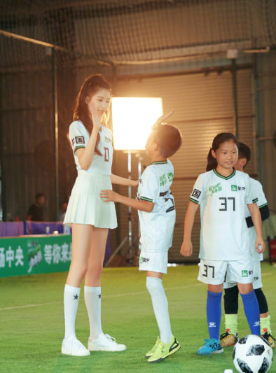 曼联青训营最新动态：未来之星闪耀青年赛场